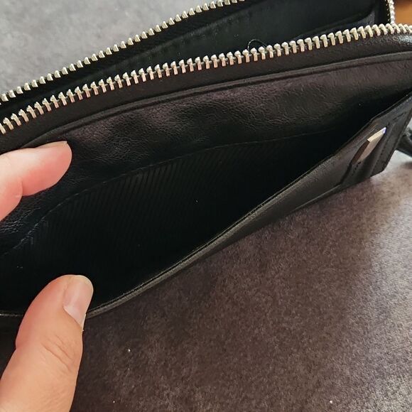 Tahari wallet wristlet clutch black leather wallet - Picture 12 of 16